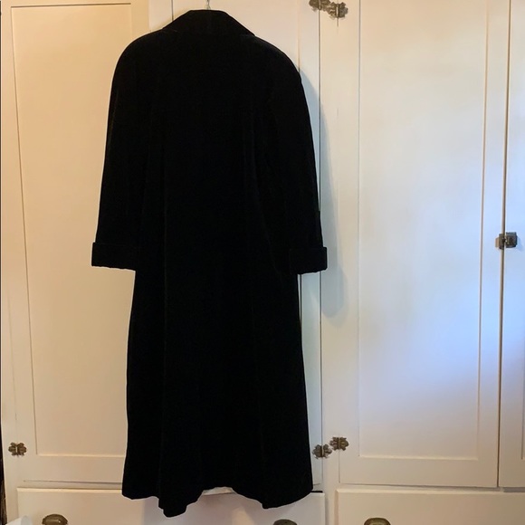 Black velvet coat ready for ballroom! - Picture 4 of 7